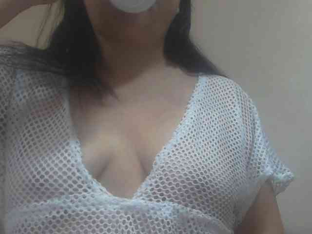 Nikol19721 webcam