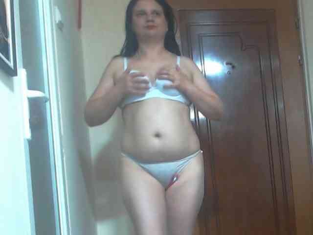 Nikol19721