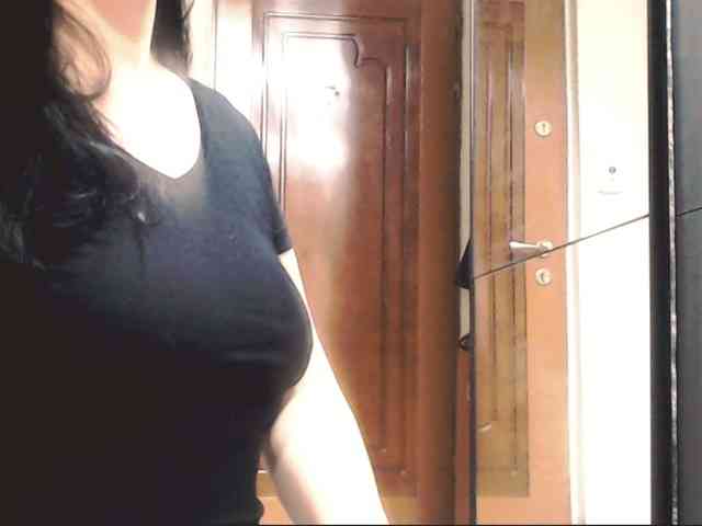 Nikol19721
