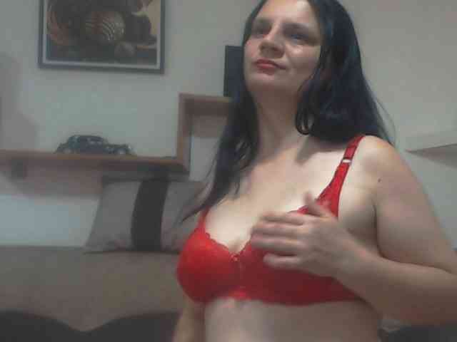 Nikol19721 webcam