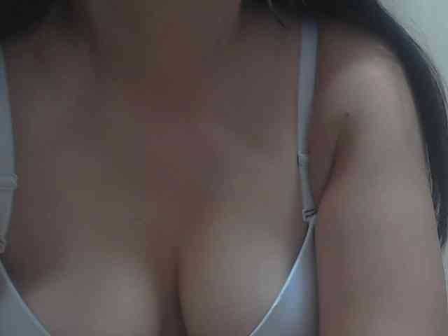 Nikol19721 webcam