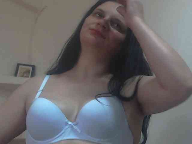 Nikol19721