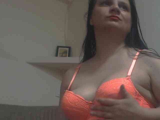 Nikol19721