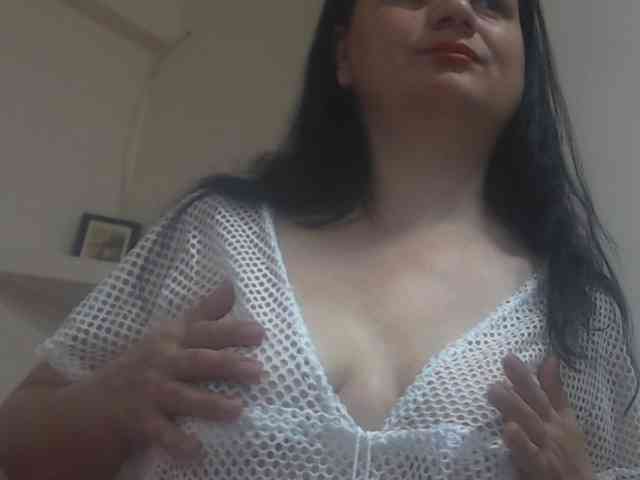Nikol19721