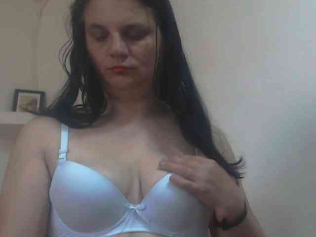 Nikol19721 webcam