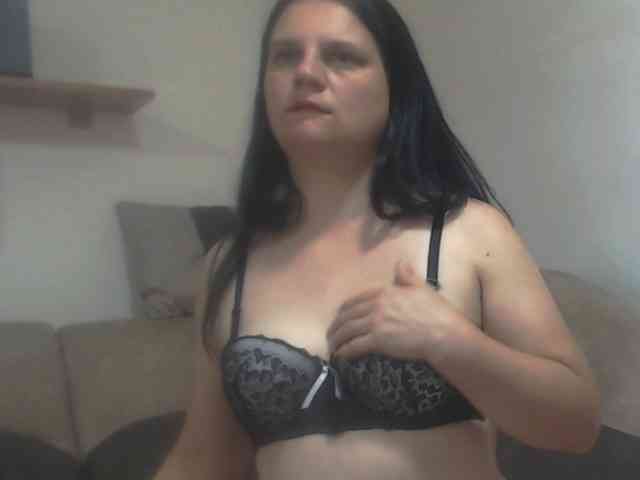 Nikol19721 webcam