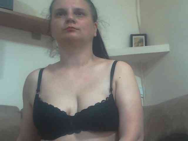 Nikol19721 webcam