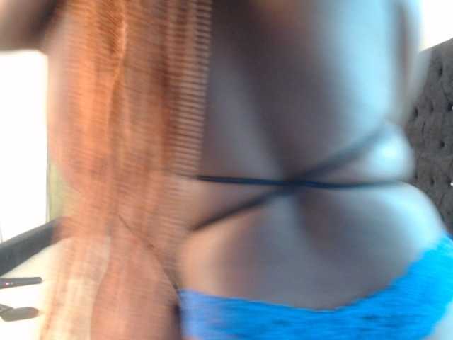 Roxanne- live cam on BongaCams