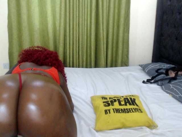 Roxanne- live cam preview