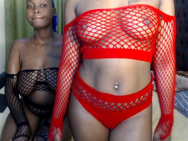 Roxanne- live cam on BongaCams