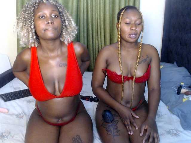 Roxanne- live cam on BongaCams