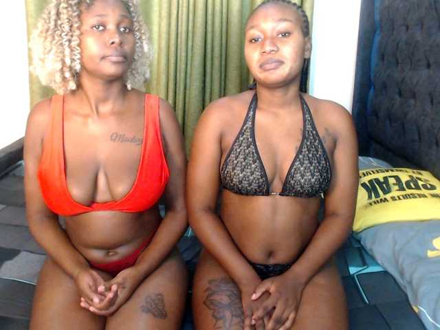 Roxanne- live cam on BongaCams