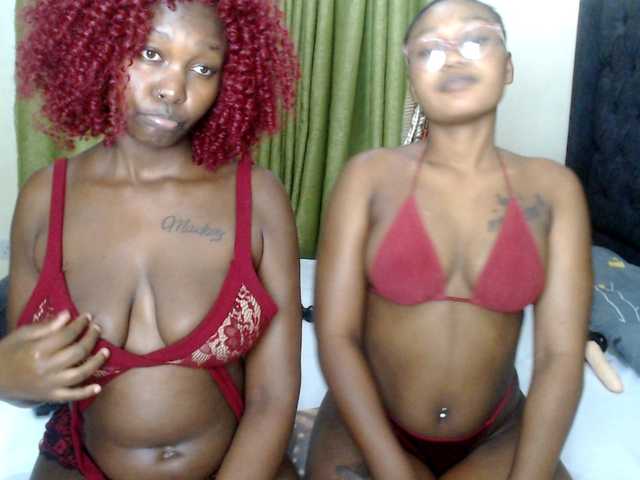 Roxanne- live cam preview