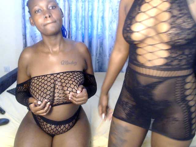 Roxanne- live cam on BongaCams