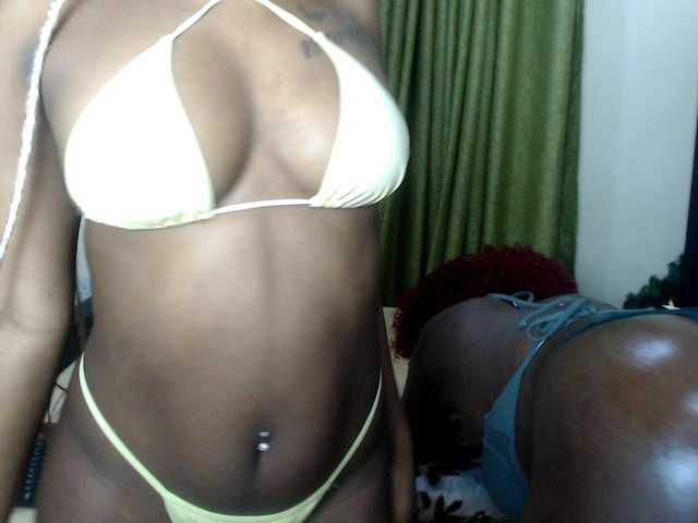 Roxanne- live cam on BongaCams
