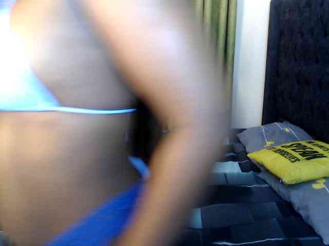 Roxanne- webcam