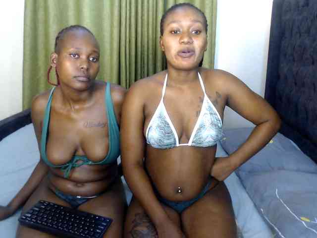 Roxanne- webcam