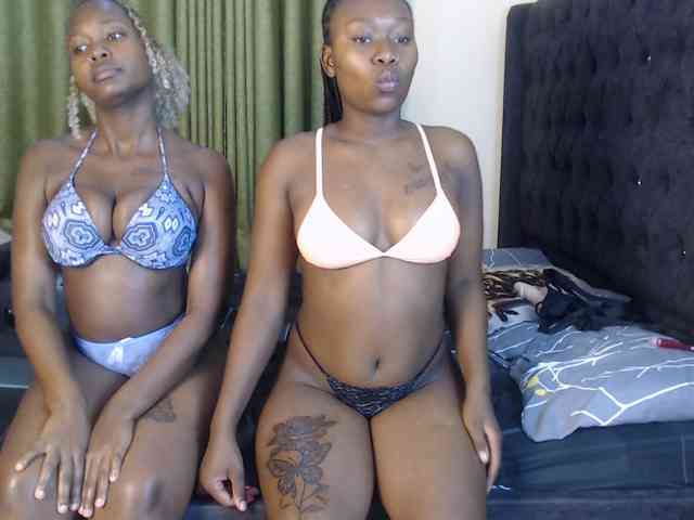 Roxanne- webcam