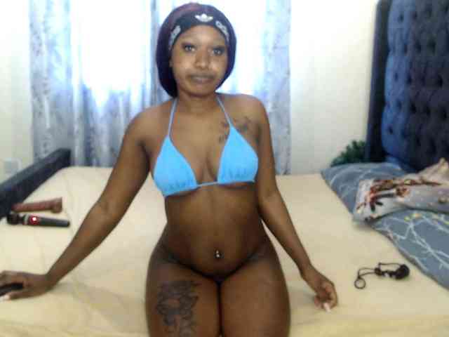 Roxanne- webcam