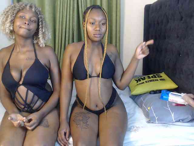 Roxanne- webcam