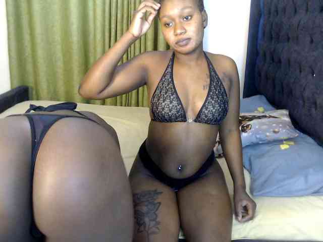 Roxanne- webcam