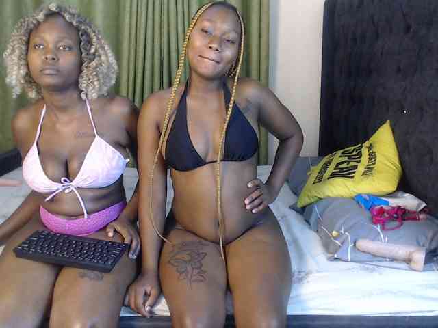 Roxanne- webcam