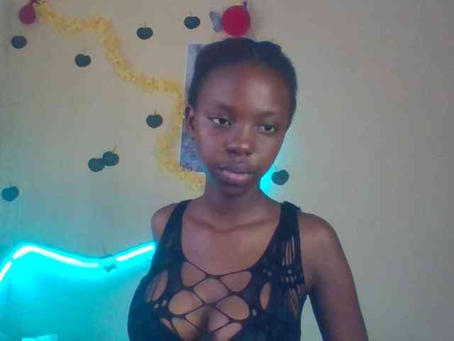 17yesterday Live Webcam on BongaCams