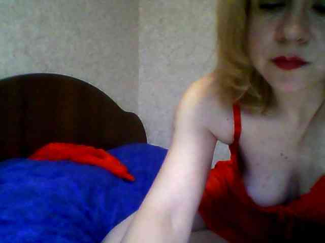 olesyaLAV webcam