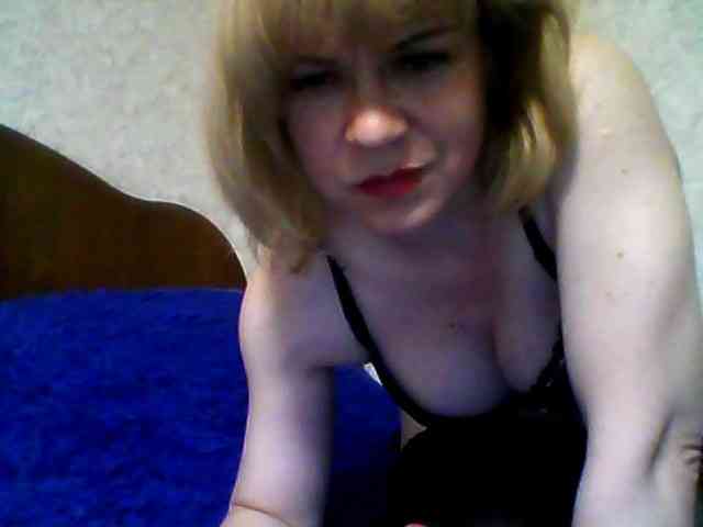olesyaLAV webcam