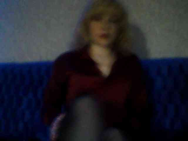olesyaLAV webcam