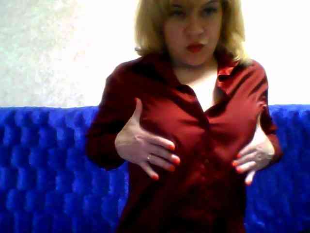 olesyaLAV webcam