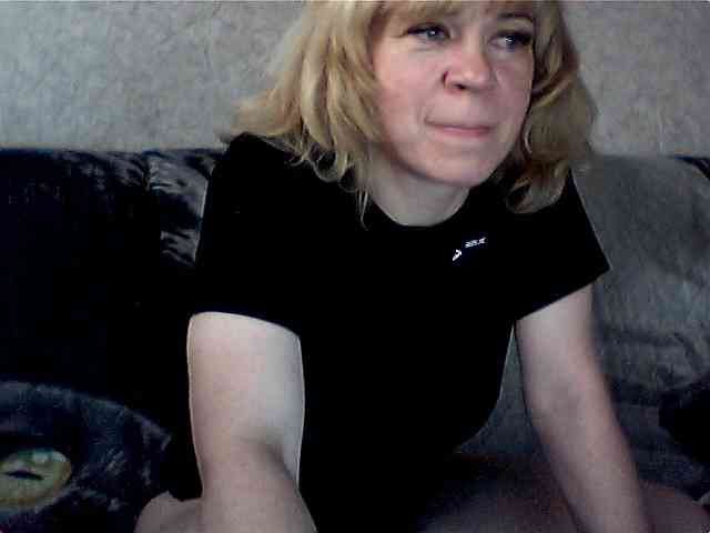 olesyaLAV webcam