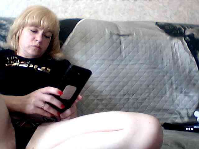olesyaLAV webcam
