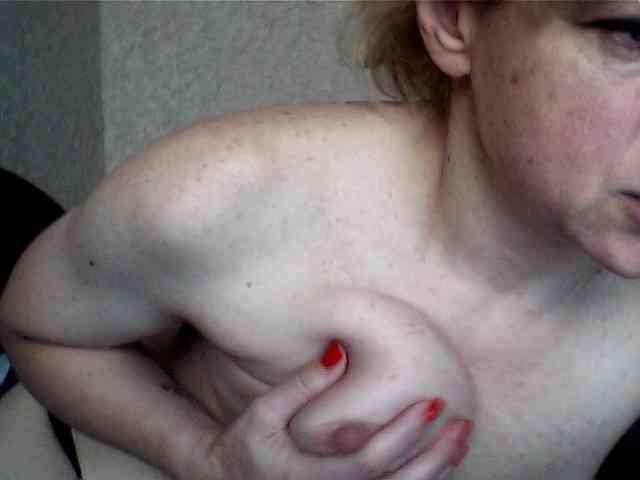 olesyaLAV webcam