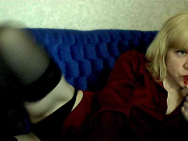olesyaLAV webcam