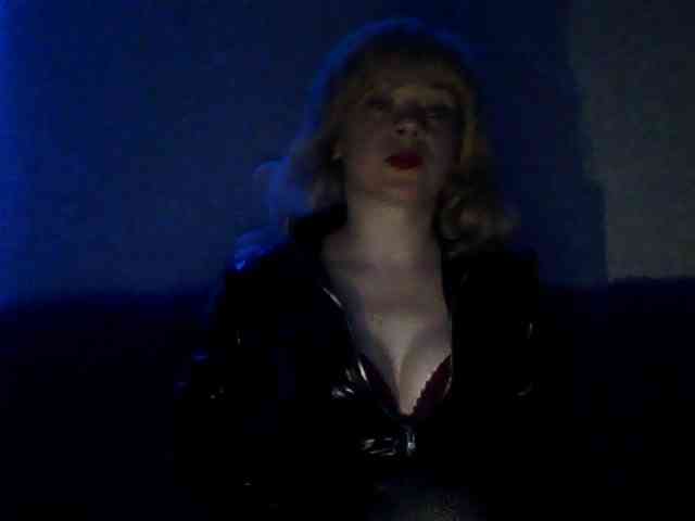 olesyaLAV webcam