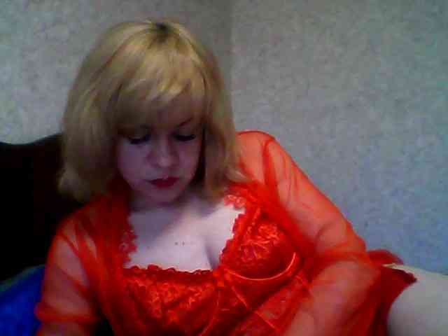 olesyaLAV webcam