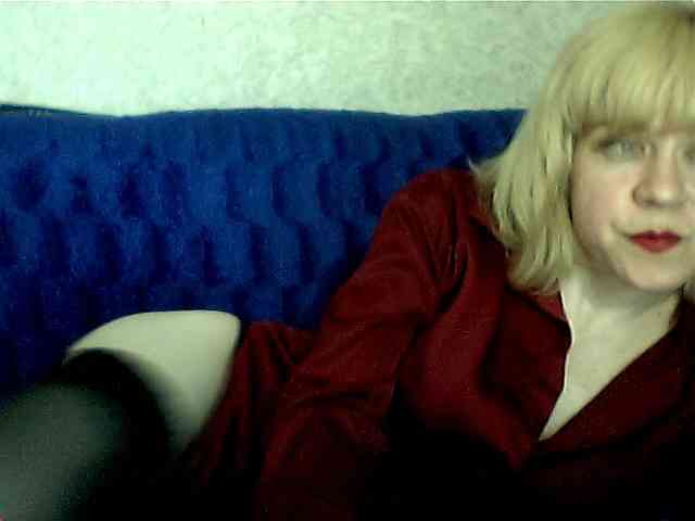 olesyaLAV webcam