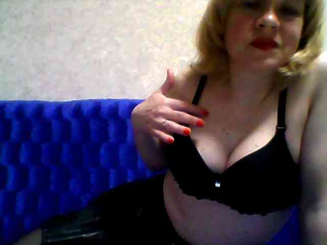 olesyaLAV webcam