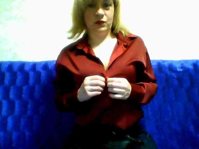 olesyaLAV webcam