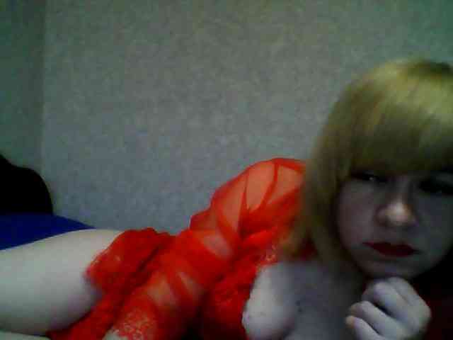 olesyaLAV webcam