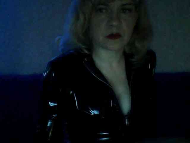 olesyaLAV webcam