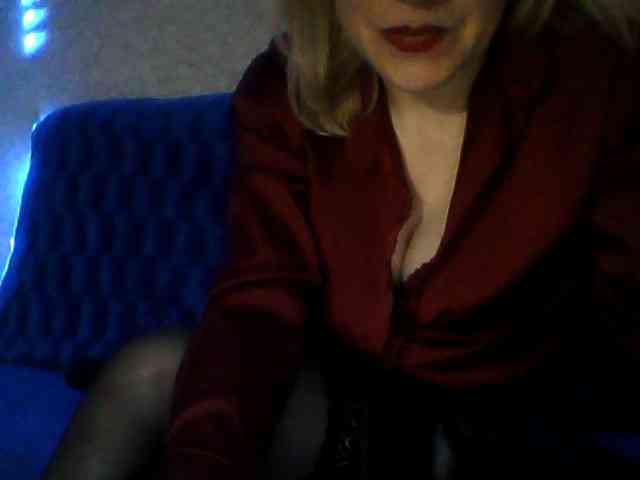 olesyaLAV webcam