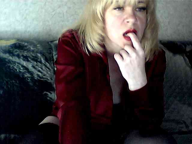 olesyaLAV webcam