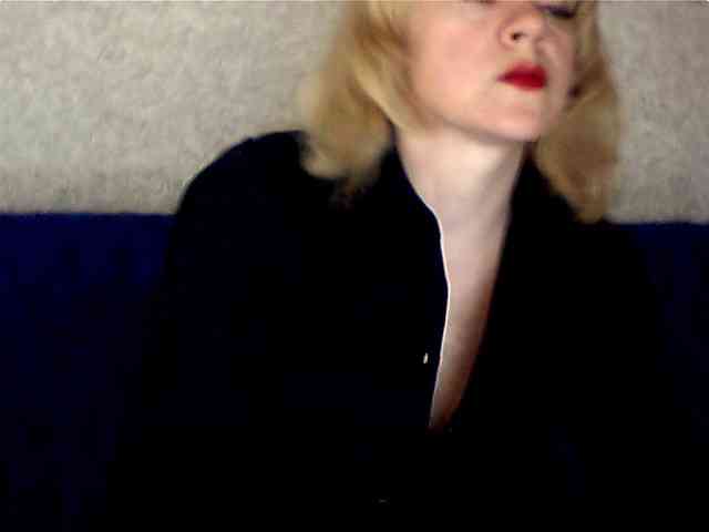 olesyaLAV webcam