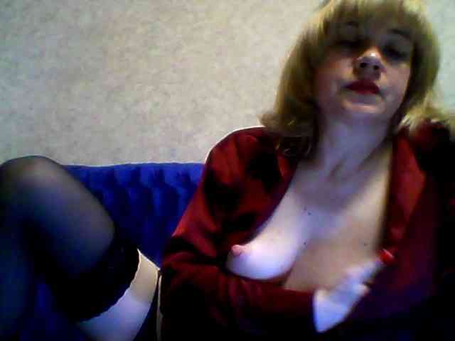 olesyaLAV webcam