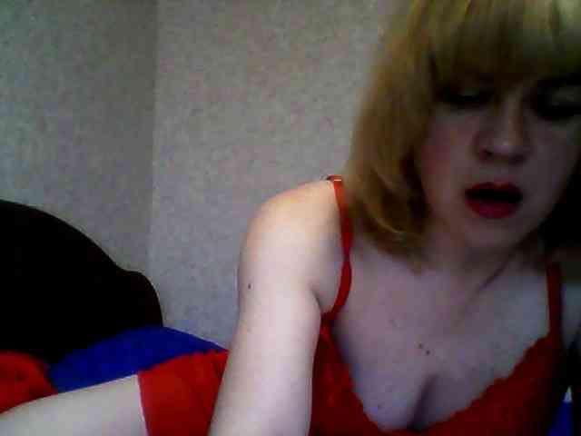 olesyaLAV webcam