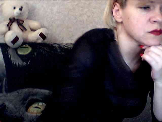 olesyaLAV webcam