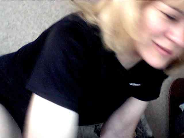olesyaLAV webcam
