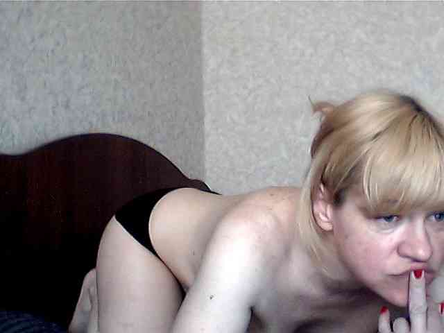 olesyaLAV webcam